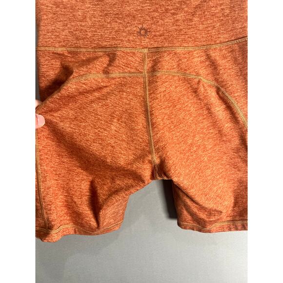 Offline Aerie Biker Shorts Womens Medium Orange Athletic Running Workout Pockets - Picture 7 of 9
